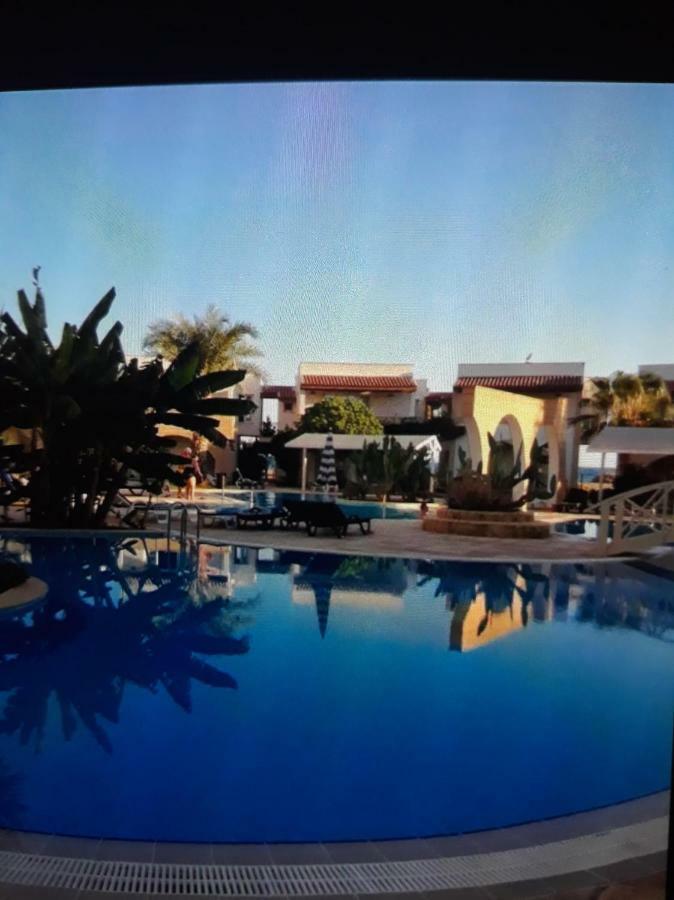 Sunrise Beach Club Gastria Luaran gambar