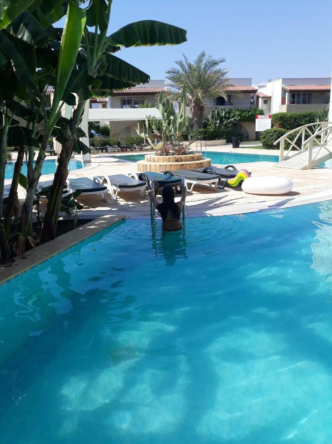 Sunrise Beach Club Gastria Luaran gambar